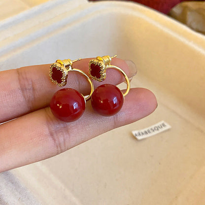 Stunning Pearl Earring for Daily Wear