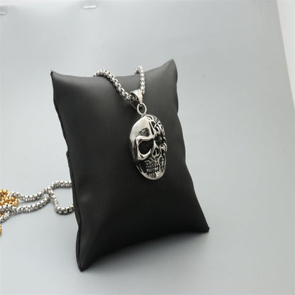Classic Necklace with Timeless Appeal