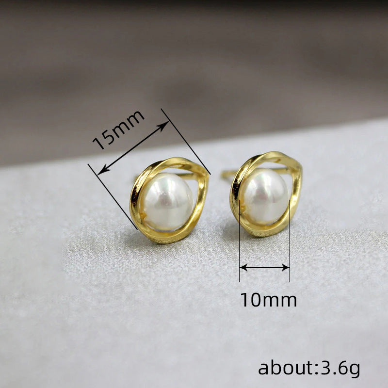 Charming Pearl Earring for Any Occasion