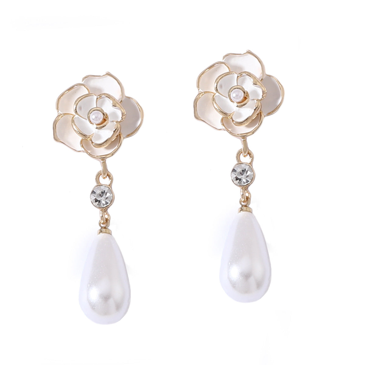 Romantic Pearl Earring for Special Moments