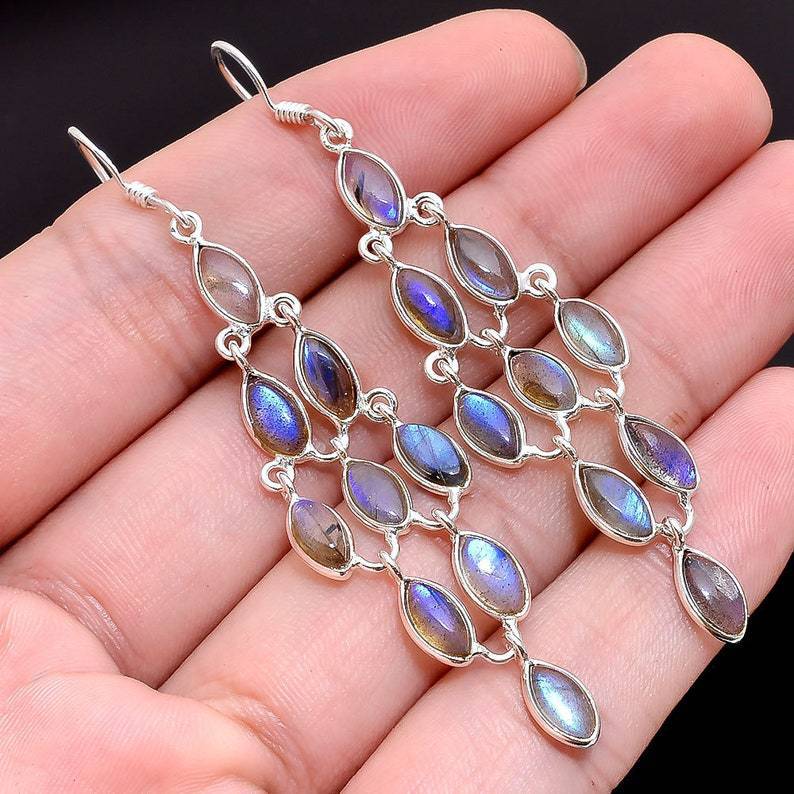 Stunning Earring for Daily Wear