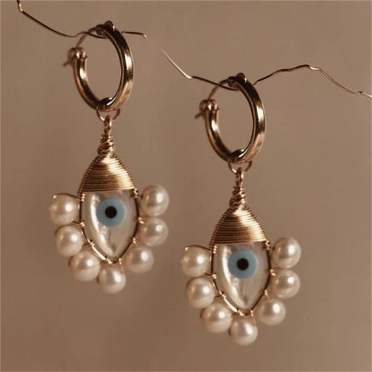 Beautiful Pearl Earring with Unique Style