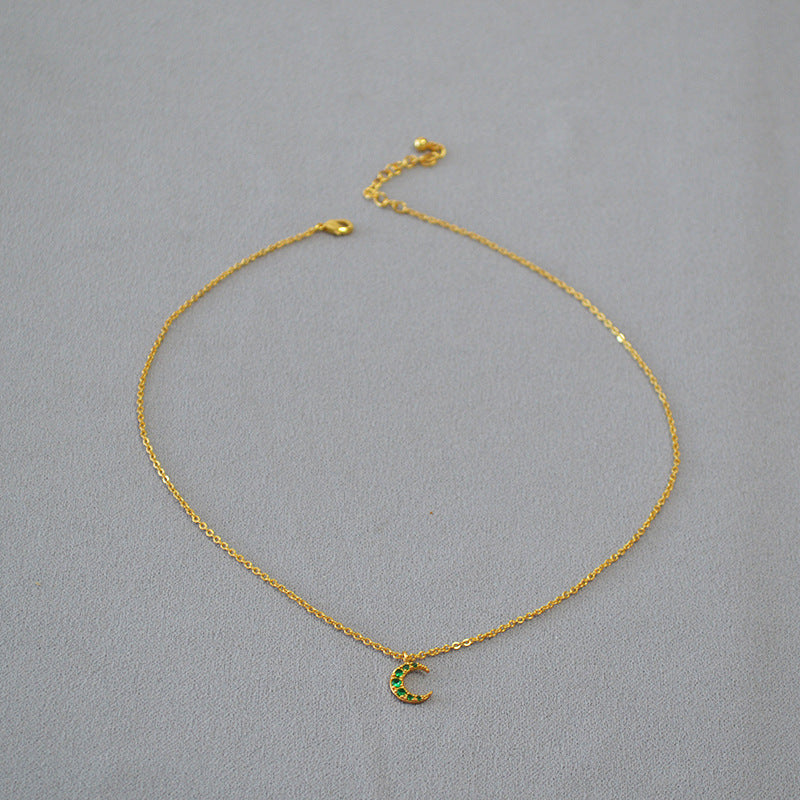 Beautiful Gold Necklace with Unique Style