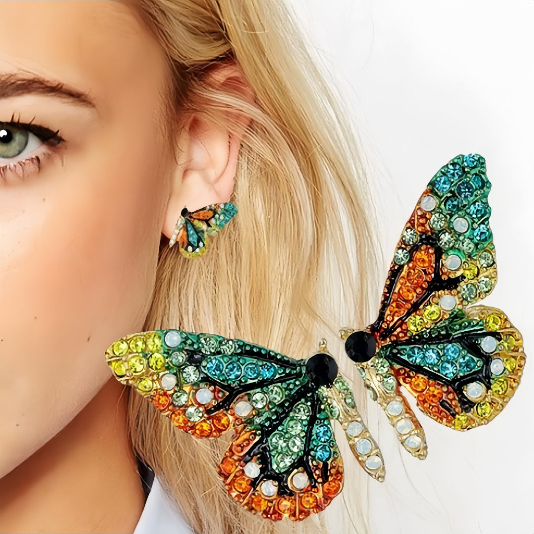 Charming Earring for Any Occasion