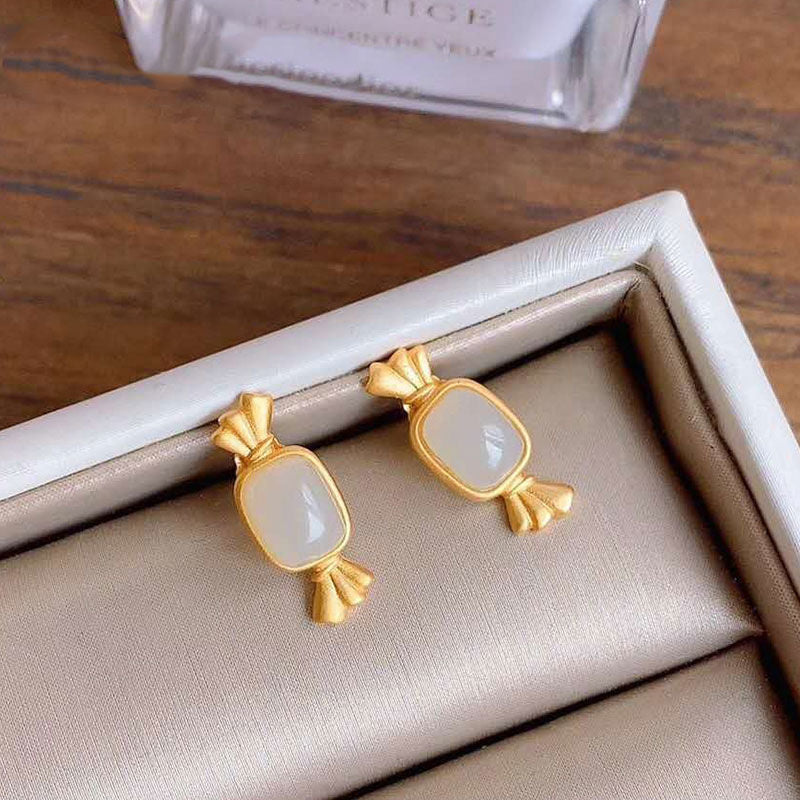 Beautiful Gold Earring with Unique Style