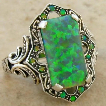 Classic Silver Ring with Timeless Appeal
