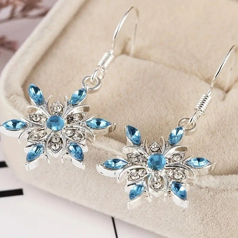 Charming Gold Earring for Any Occasion