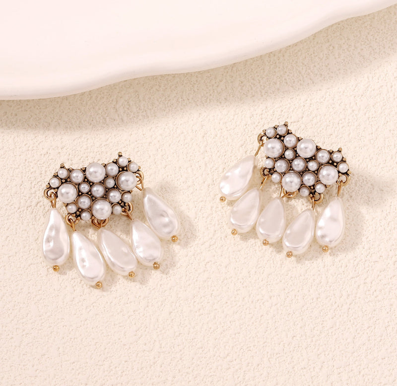 Classic Pearl Earring with Timeless Appeal