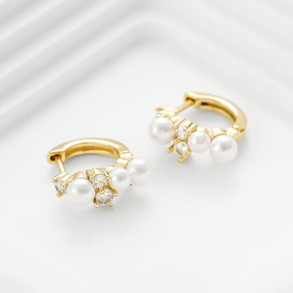 Charming Pearl Earring for Any Occasion