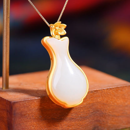 Elegant Gold Necklace for Every Occasion