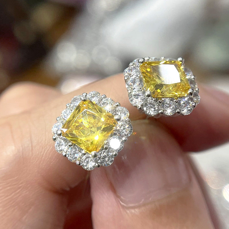 Beautiful Earring with Unique Style