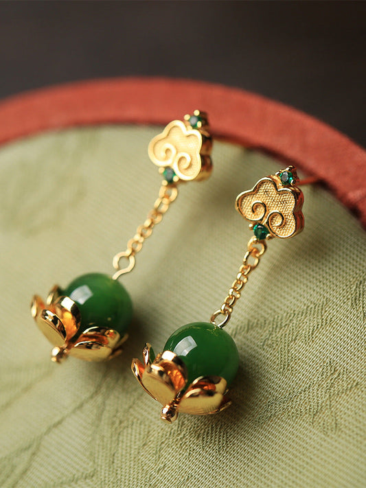 Elegant Silver Earring for Every Occasion