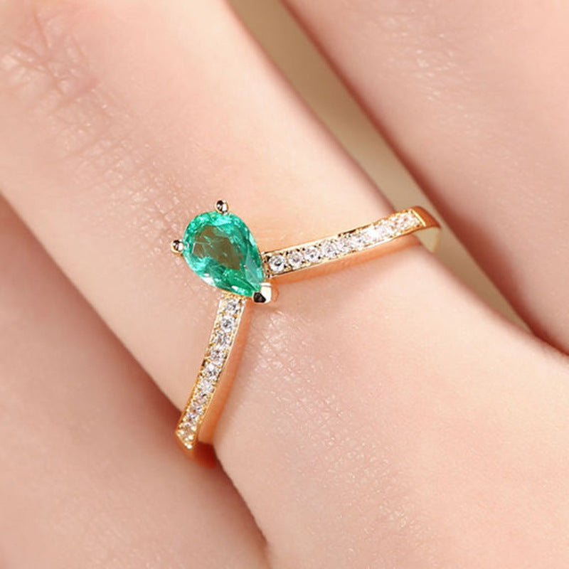 Elegant Gold Ring for Every Occasion