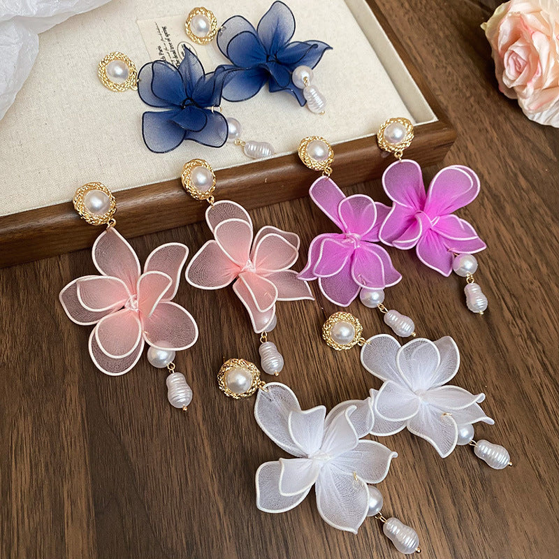 Charming Pearl Earring for Any Occasion