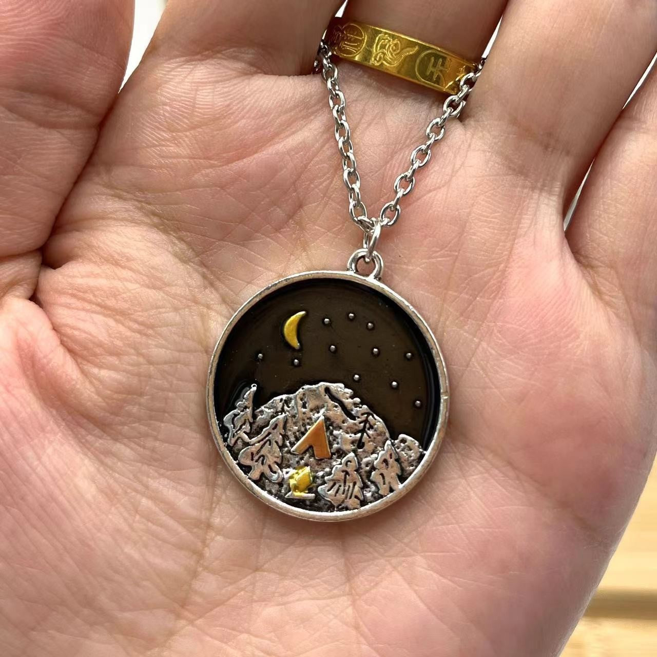 Stunning Necklace for Daily Wear