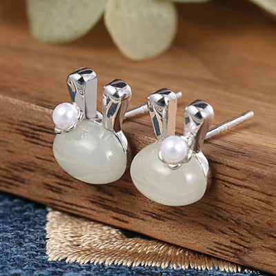 Beautiful Gold Earring with Unique Style