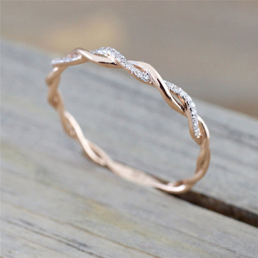Romantic Gold Ring for Special Moments