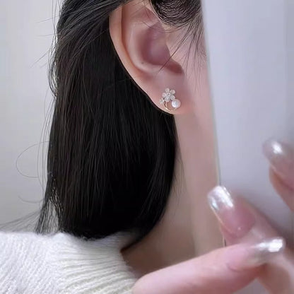 Romantic Pearl Earring for Special Moments