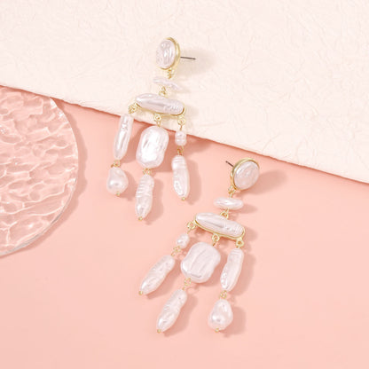 Romantic Pearl Earring for Special Moments