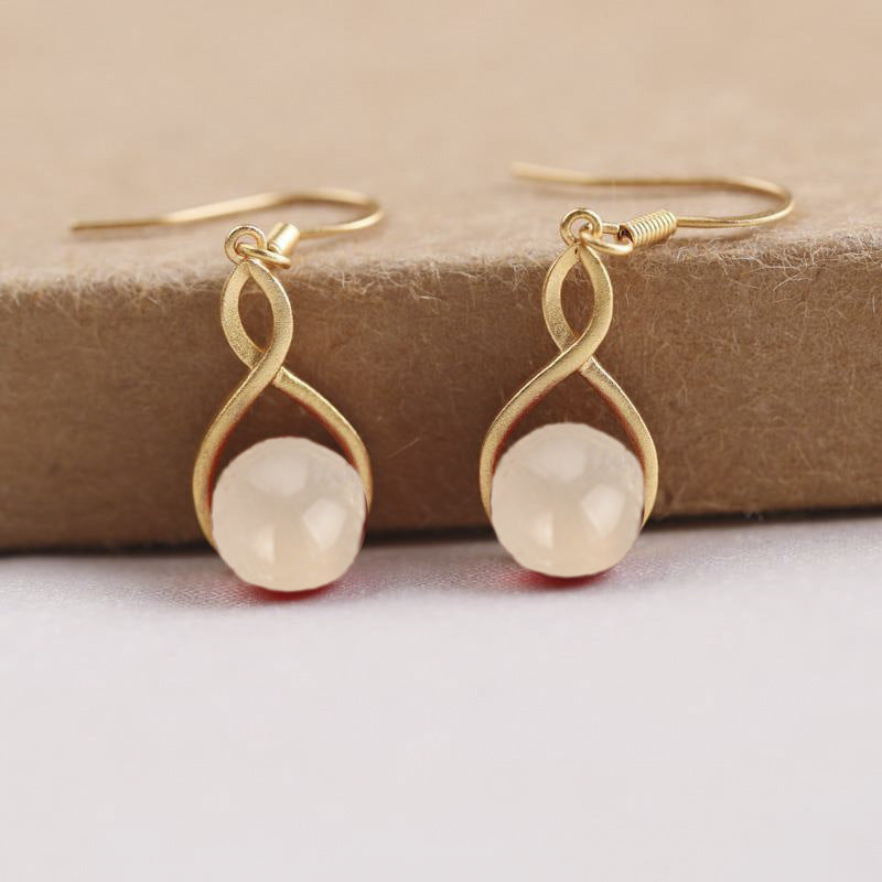 Beautiful Gold Earring with Unique Style