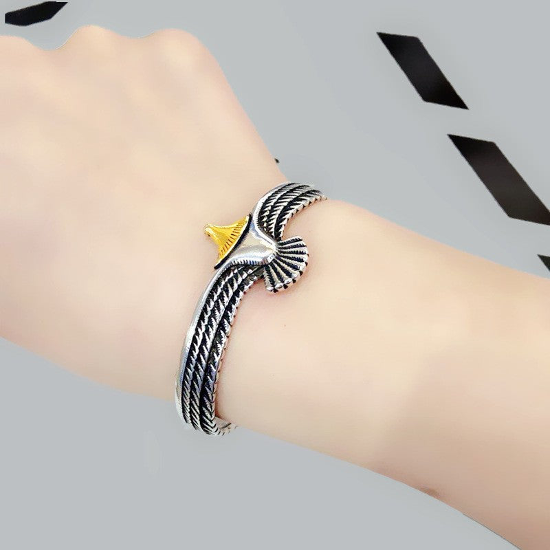 Beautiful Silver Bracelet with Unique Style