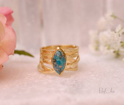 Beautiful Gold Ring with Unique Style