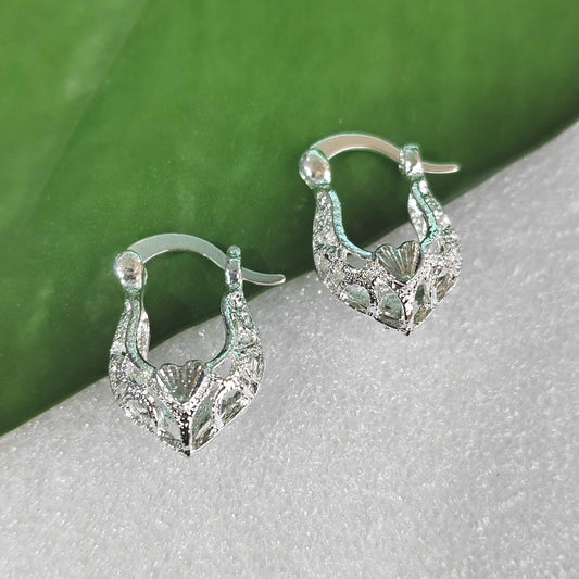 Charming Earring for Any Occasion