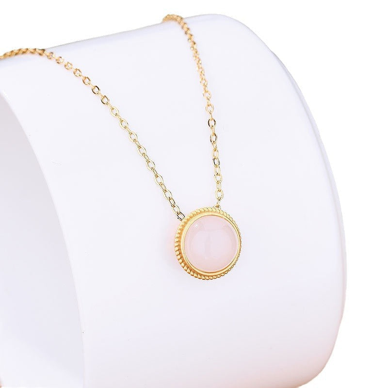 Elegant Gold Necklace for Every Occasion