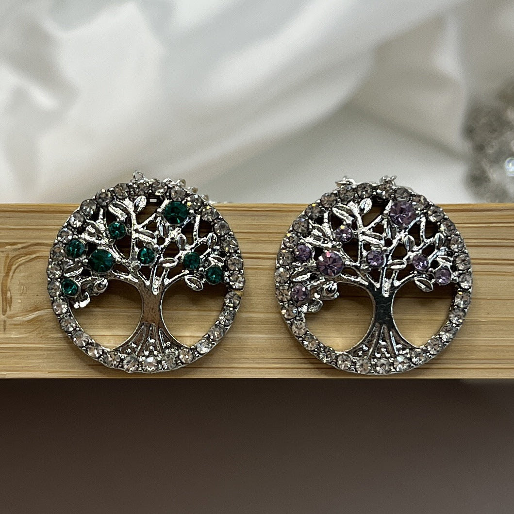 Classic Necklace with Timeless Appeal