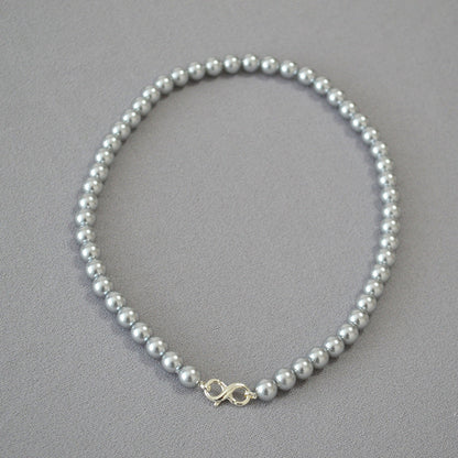 Classic Pearl Necklace with Timeless Appeal