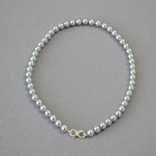 Classic Pearl Necklace with Timeless Appeal