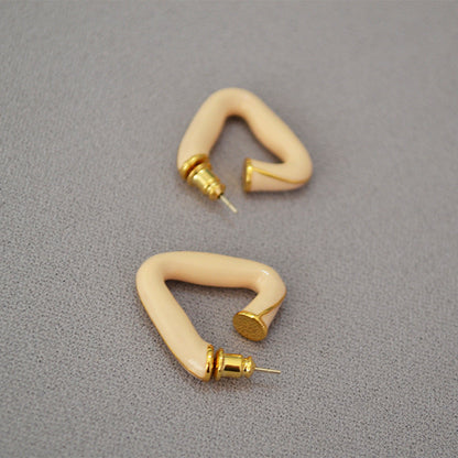 Beautiful Gold Earring with Unique Style