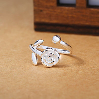 Stunning Silver Ring for Daily Wear