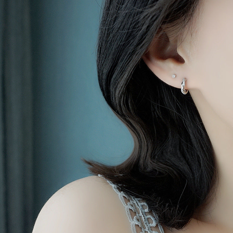 Classic Earring with Timeless Appeal