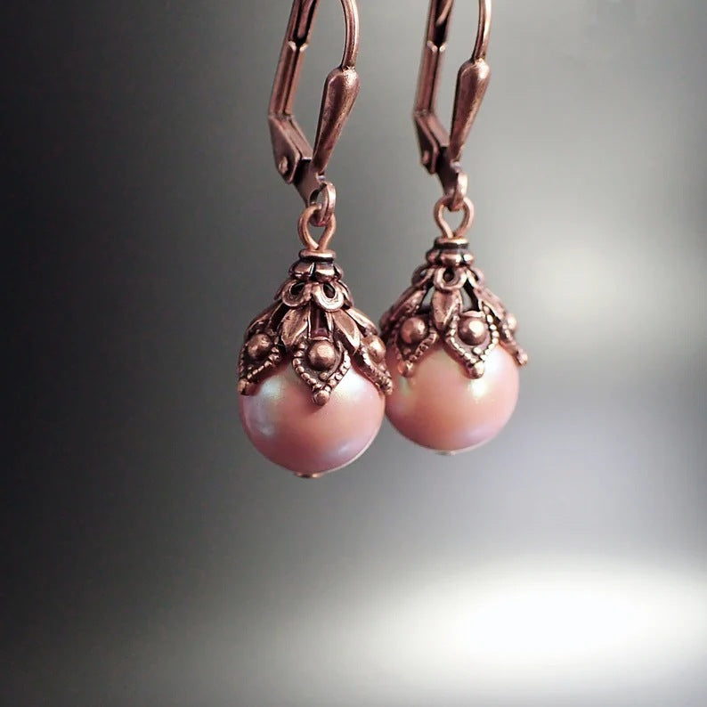 Charming Pearl Earring for Any Occasion