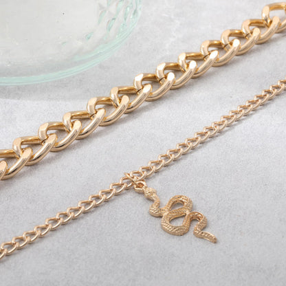 Beautiful Gold Necklace with Unique Style