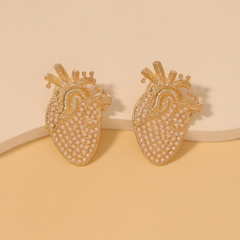 Charming Pearl Earring for Any Occasion