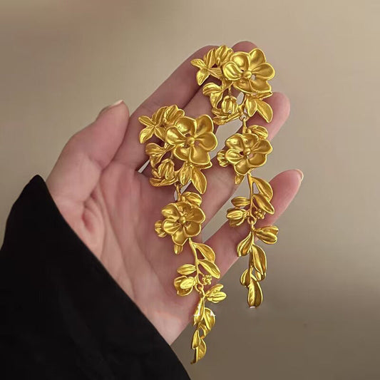 Elegant Earring for Every Occasion