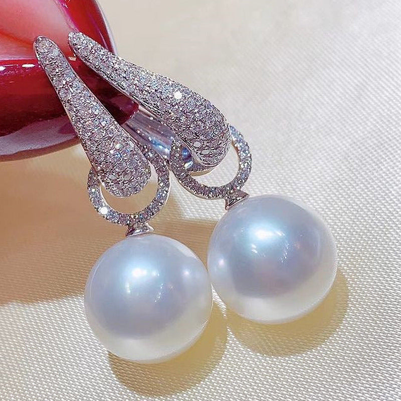 Delicate Artisan Pearl Earring