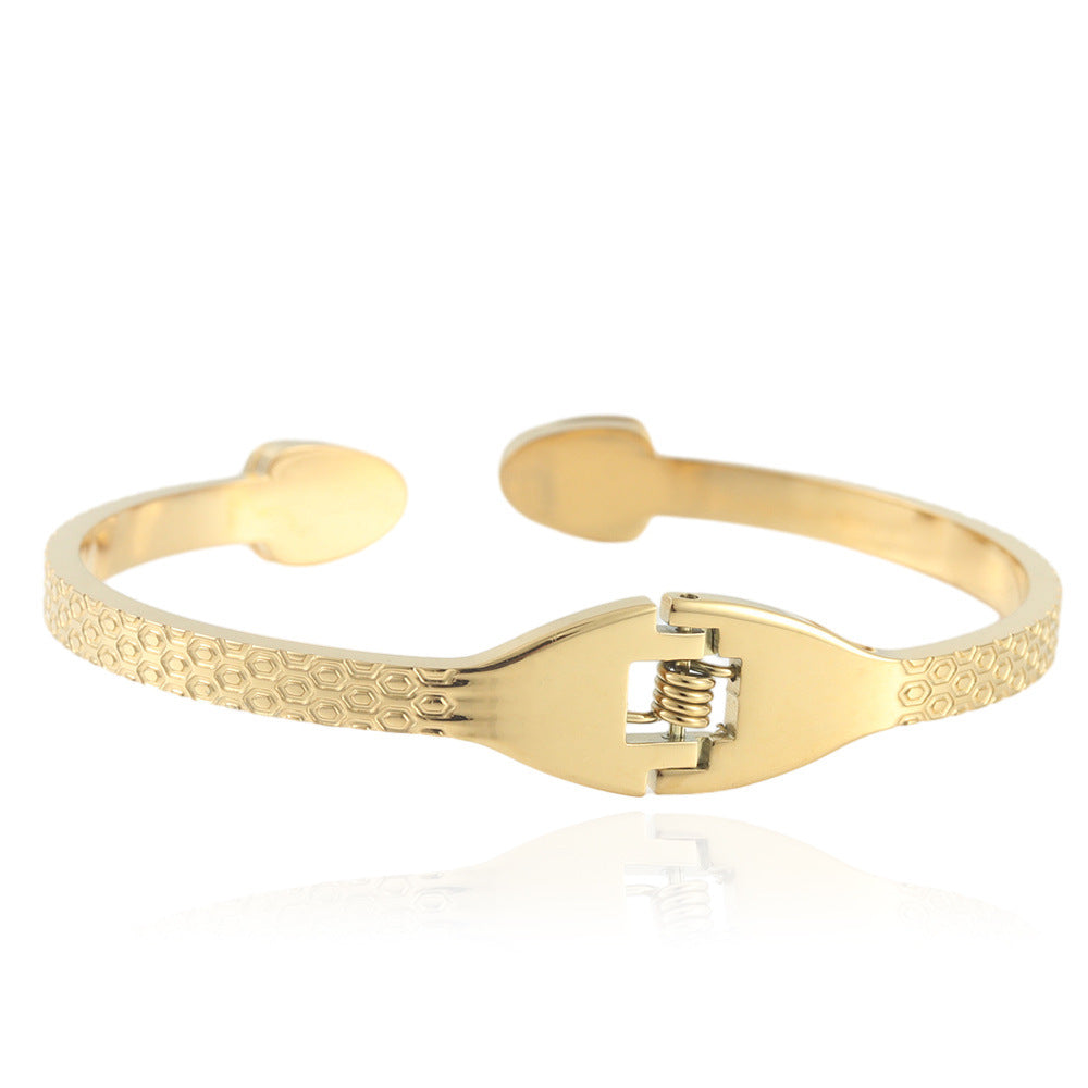 Beautiful Bracelet with Unique Style