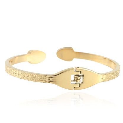 Beautiful Bracelet with Unique Style