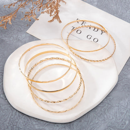 Beautiful Gold Bracelet with Unique Style