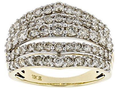 Romantic Gold Ring for Special Moments