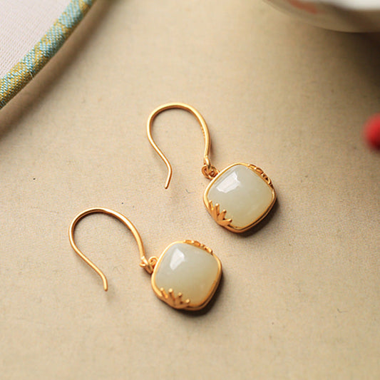 Romantic Gold Earring for Special Moments