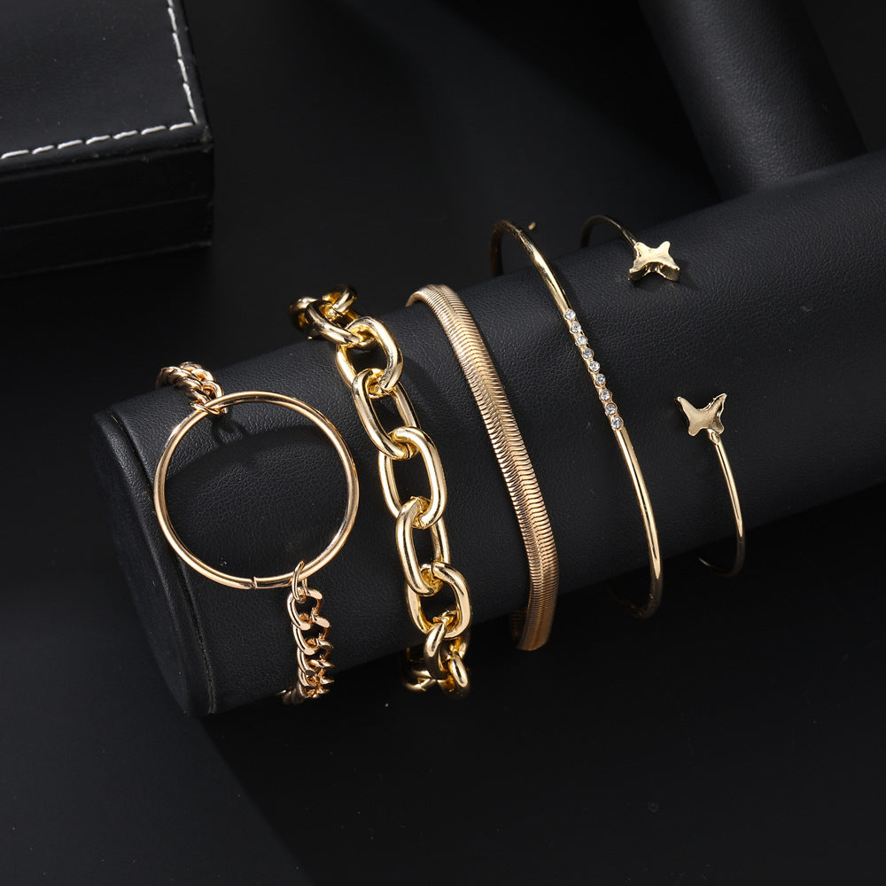Stunning Gold Bracelet for Daily Wear