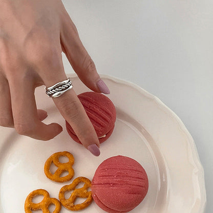 Classic Ring with Timeless Appeal