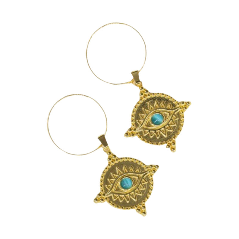Classic Earring with Timeless Appeal