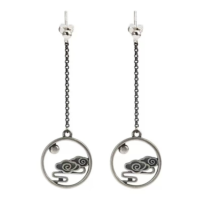 Charming Earring for Any Occasion