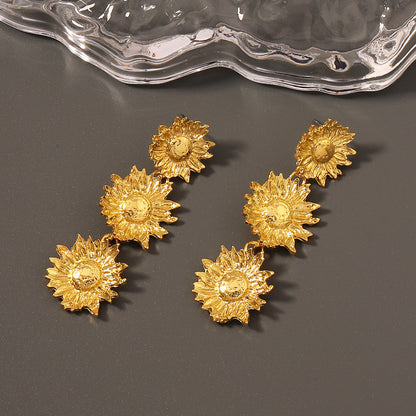 Classic Earring with Timeless Appeal