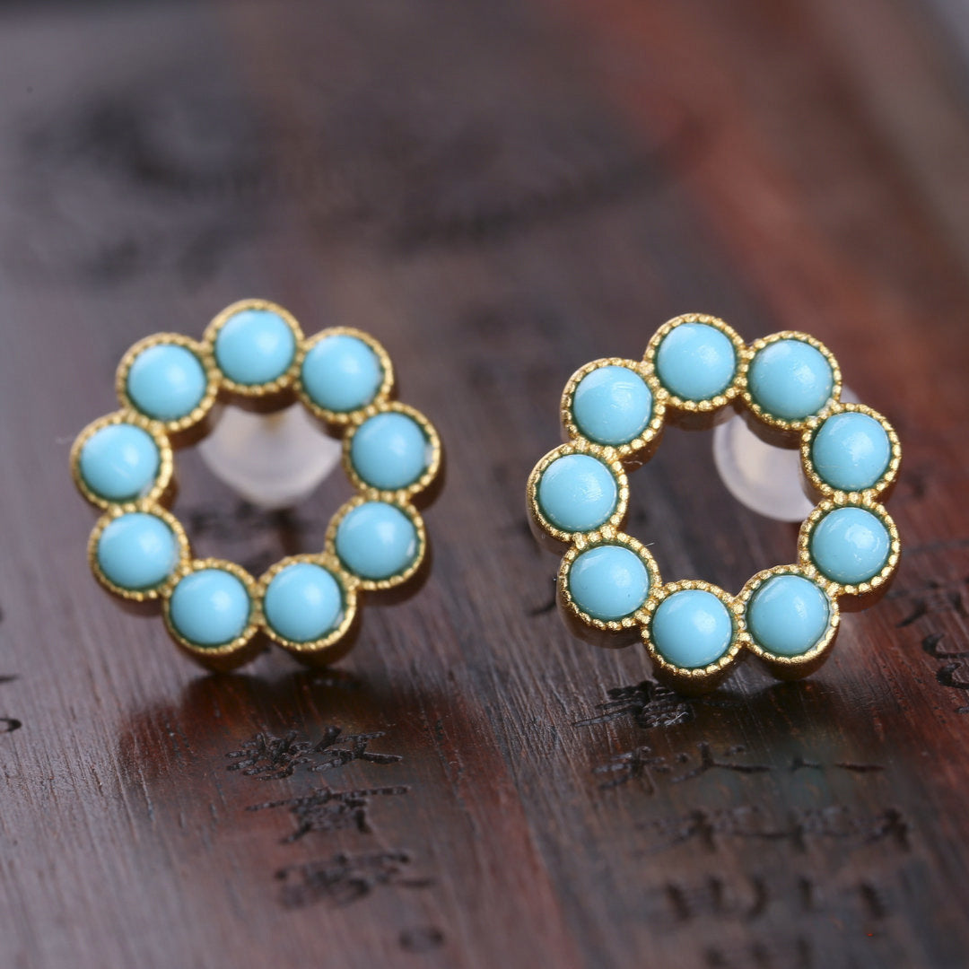 Vintage Handmade Gold Earring
